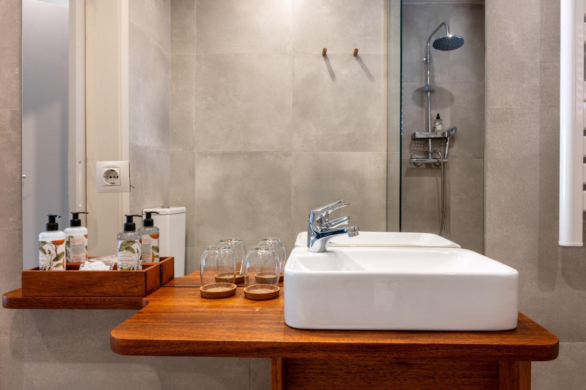 Dourwin - Riverside Suites - Adults Only ペニャフィエル 部屋 写真