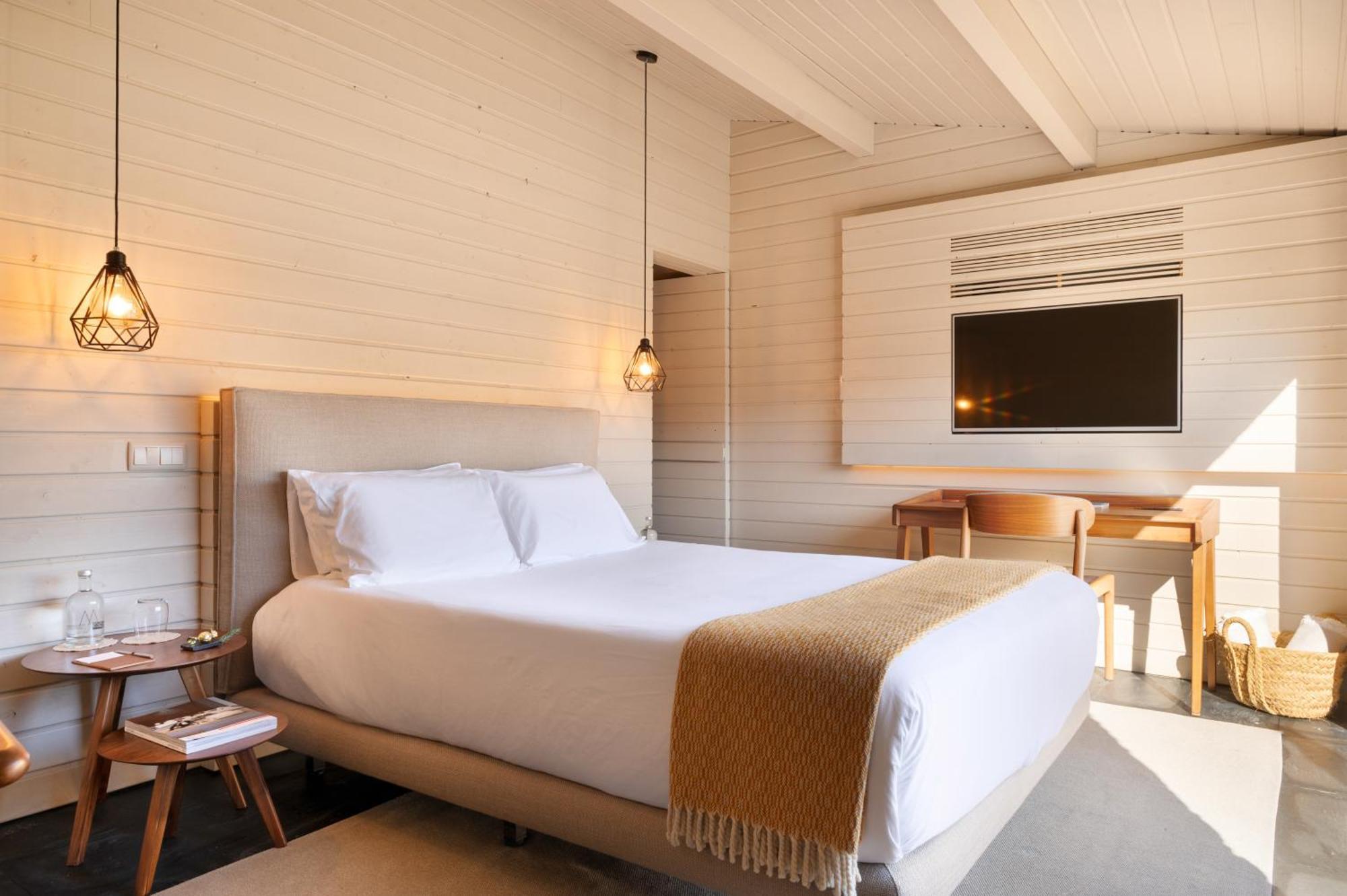 Dourwin - Riverside Suites - Adults Only ペニャフィエル 部屋 写真