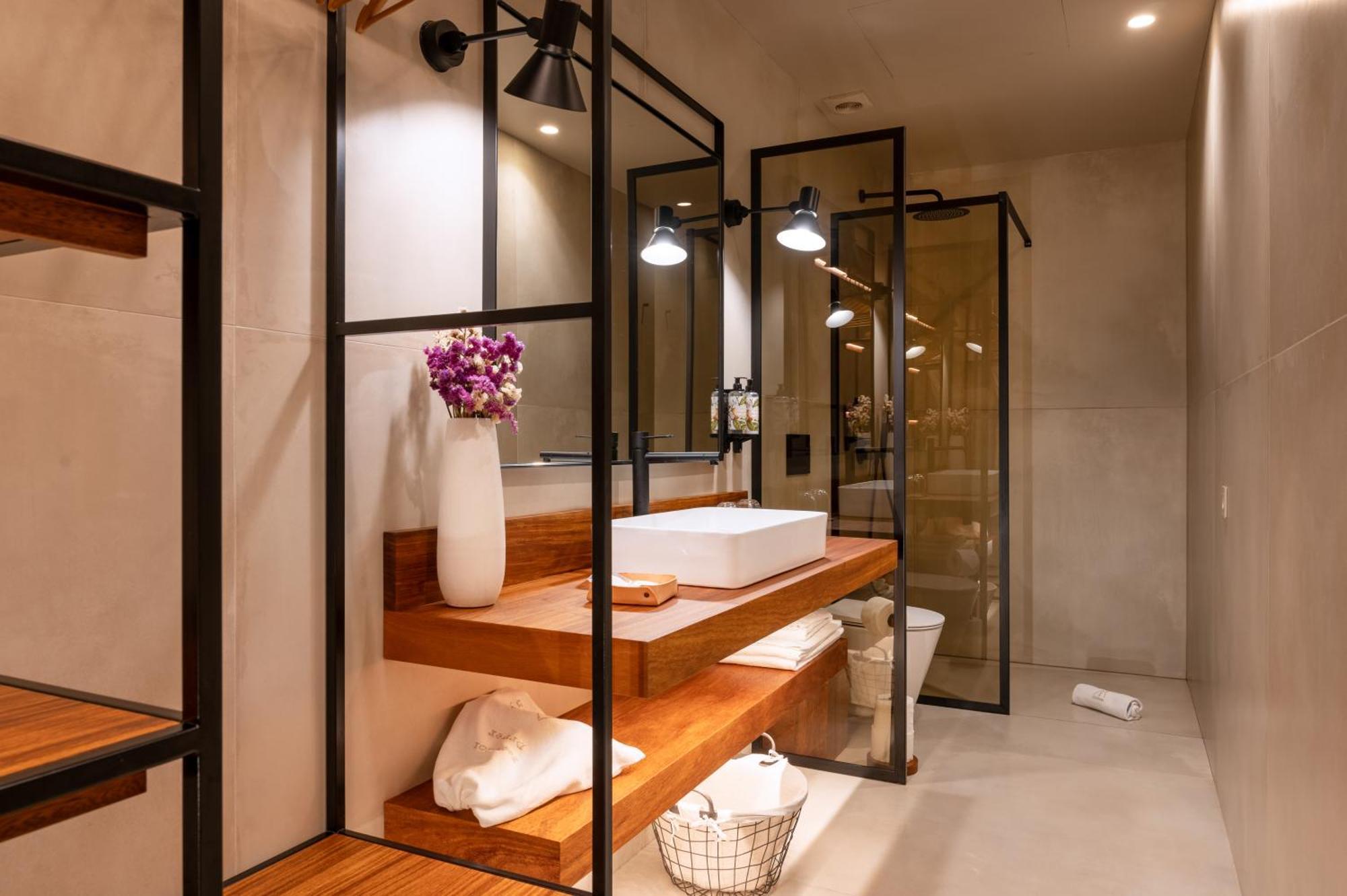 Dourwin - Riverside Suites - Adults Only ペニャフィエル 部屋 写真